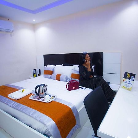 Appleville Suites Ikeja Zewnętrze zdjęcie