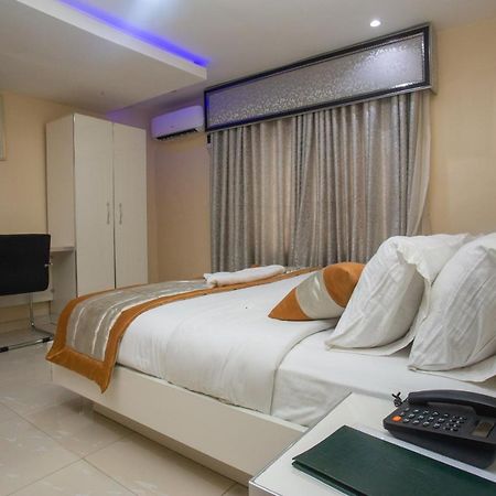 Appleville Suites Ikeja Zewnętrze zdjęcie
