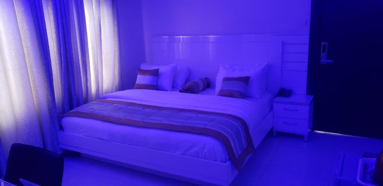 Appleville Suites Ikeja Zewnętrze zdjęcie